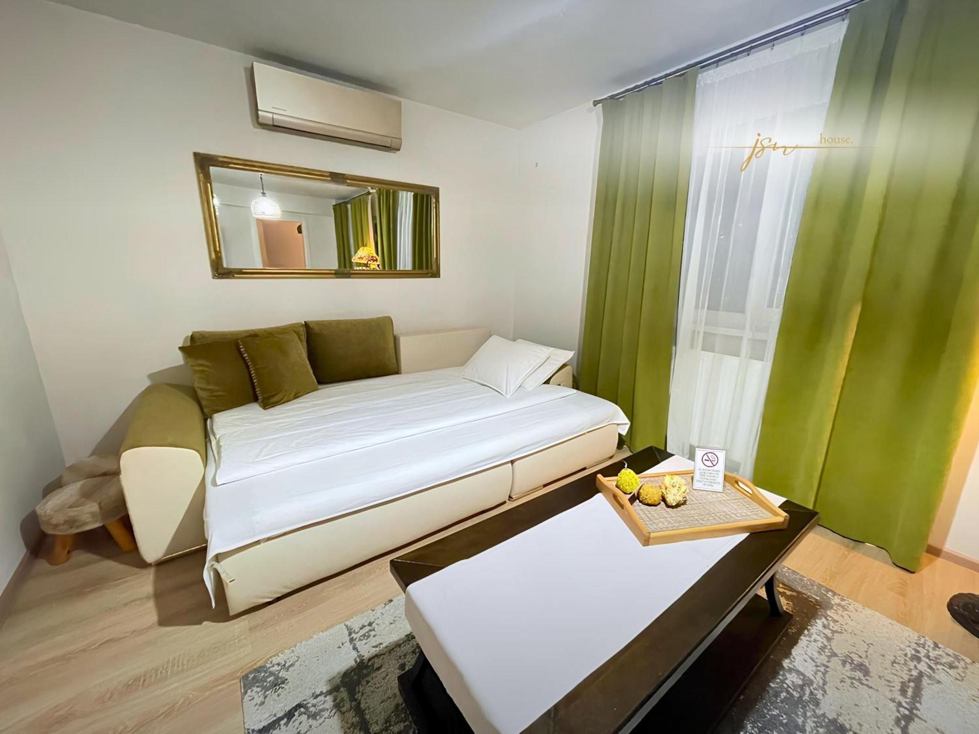 Jsn House - Private Parking & Premium Services Букурещ Екстериор снимка